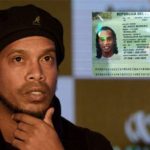 Ronaldinho detenido en Paraguay por usar pasaporte falso