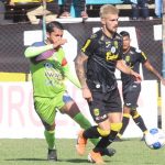 ¡Pitó la Máquina! Real España golea 3-0 al Real de Minas