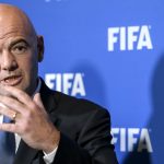FIFA propone ampliar los cambios a cinco cuando se reanuden los torneos