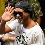 El particular pedido que hizo Ronaldinho en hotel donde pasa la prisión domiciliaria en Paraguay