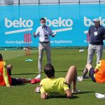 Bartomeu visita el entrenamiento del Barcelona