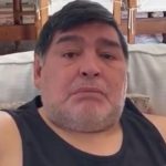 Diego Maradona, al borde del llanto: «Ayuden a comer a la gente»