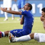 Chiellini disculpa y elogia a Luis Suárez por el mordisco del Mundial 2014