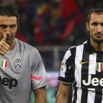 Juventus renueva por una temporada más a Buffon y Chiellini