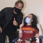 Francesco Totti visita en el hospital a mujer que salió del coma tras escuchar su voz