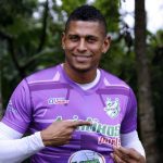 Carlo Costly confiesa: «No me retiro del fútbol, todavía puedo dar más»