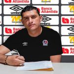 El portero Harold Fonseca renueva contrato con Olimpia