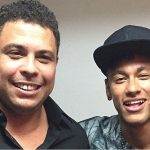 Ronaldo felicita a Neymar tras superar su récord de goles en la selección de Brasil