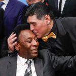 Maradona se suma a «homenaje universal» en cumpleaños de Pelé