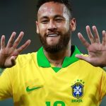 Neymar supera a Ronaldo Nazario como el segundo máximo goleador de Brasil