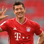 El Bayern aplastó al Eintracht con hat-trick de Lewandowski