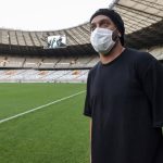 Ronaldinho anuncia que dio positivo por covid-19