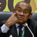 FIFA suspende por cinco años al presidente de la Confederación Africana
