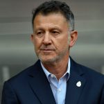 Entrenador Juan Carlos Osorio sufre complicaciones por COVID-19