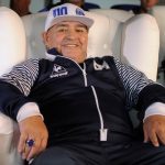 Maradona se siente cada vez mejor y pronto dejaría la clínica