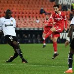 Sevilla se impone 1-0 al Valencia, que se hunde en la tabla