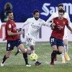 Real Madrid deja dos puntos bajo la nieve ante Osasuna
