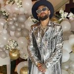 Neymar muestra su cena de año nuevo para pocos e ironiza los 500 invitados