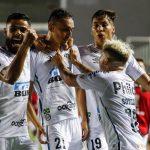 Santos jugará la final de la Copa Libertadores contra Palmeiras tras golear a Boca Juniors