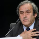 Platini: «La FIFA y la UEFA creen que el fútbol les pertenece»