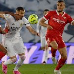 Real Madrid sobrevive al Sevilla para seguir en la pelea por la liga