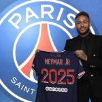 Neymar renueva con el PSG por tres temporadas