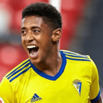 «Choco» Lozano: «No ha sido fácil competir en esta Liga y ahora a disfrutar otro año en primera división»