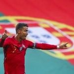 Cristiano Ronaldo marca su gol 104 con la selección de Portugal ante Israel