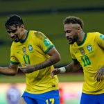 Brasil vence 2-0 a Ecuador y sigue invicto en eliminatoria sudamericana