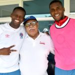 El exkinesiólogo Tomás Tejeda visita a los jugadores de Olimpia