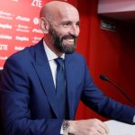 Monchi deja dirección deportiva del Sevilla y ficha por el Aston Villa