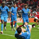 Nápoles se salva gracias a un regalo del Braga