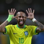 Neymar supera a Pelé como máximo goleador de Brasil