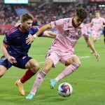 Sin Messi, Inter Miami cayó 4-1 ante Chicago Fire y complicó su clasificación a los Playoffs de la MLS