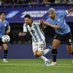 Batacazo en La Bombonera: Uruguay de Bielsa le quita el invicto a la Argentina de Messi