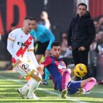 El Barcelona sobrevive en Vallecas y salva un punto ante el Rayo