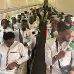 Jugadores de Gambia se desmayan en avión debido a falta de oxígeno