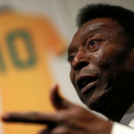 Exigen exhumar los restos de Pelé para hacer una prueba de ADN