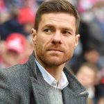 Estafador en Tailandia se hace pasar por Xabi Alonso y pide dinero para ir a Liverpool