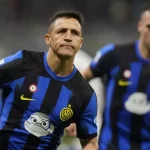 Inter da otro paso por el scudetto al vencer 2-1 a Genoa