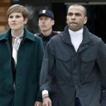 Dani Alves sale de prisión