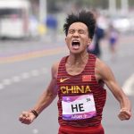 La media maratón de Pekín abre una investigación tras la polémica victoria de un atleta chino
