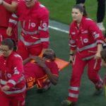 Evan Ndicka se desploma en el Roma-Udinese y se suspende el partido