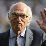 El histórico exjugador y entrenador argentino Carlos Bianchi cumple 75 años