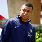 El PSG le debe dos meses de sueldo a Mbappé